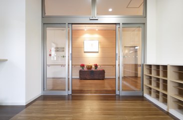 サ-ビス付き高齢者向け住宅紫苑舘