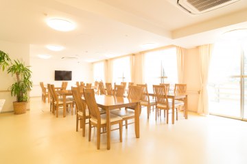 サービス付き高齢者向け住宅虹の家栄通