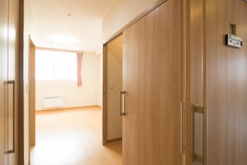 サービス付き高齢者向け住宅虹の家栄通
