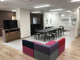 エルプラス勝部