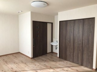 エルプラス勝部