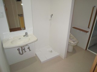 エルプラス水口