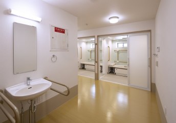 弥生桜やすらぎ館
