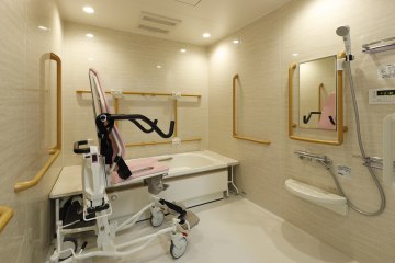 ぽぷらナーシングホームなりた