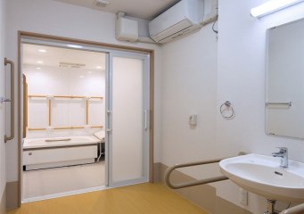 アップコート喜連東