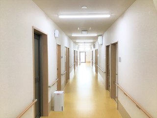 ひばり荘楓の杜