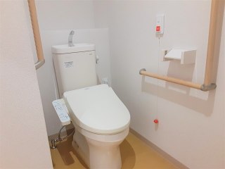 優乃里
