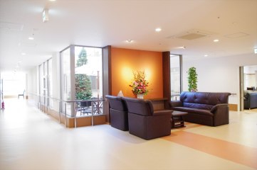 サービス付き高齢者向け住宅アゼリア館北広島