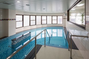 ラ・ソーラみのお駅前