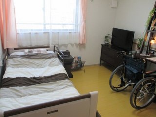 フィオレ・シニアレジデンス高槻East