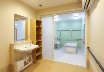 エニシエ北巽