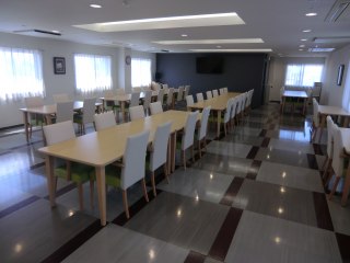 シュールメゾンポプラ三和町