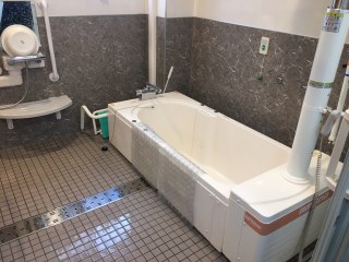 メゾン明日葉