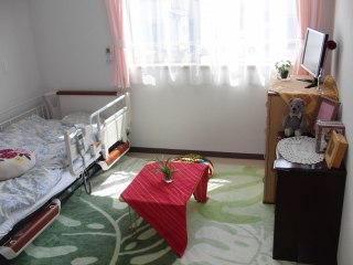 弥生桜参番館
