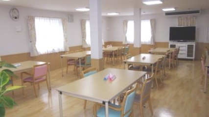 愛の輪パレス高美