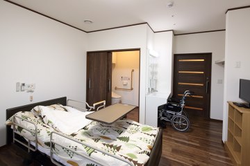 エイジフリーハウス吹田江坂町