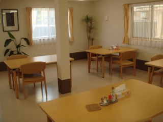 トルチェ井高野