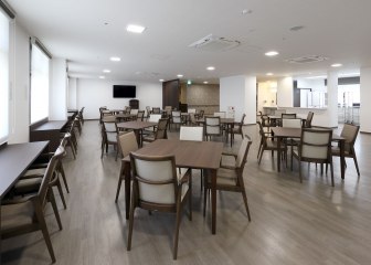 シニアスタイル西宮北口