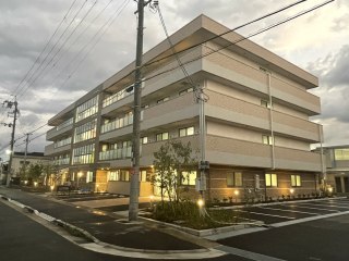 ロイヤルホーム伊丹荒牧