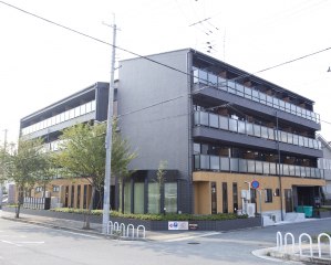 リハリビング神戸西