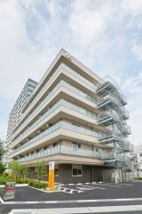 アルファリビング川西能勢口駅前