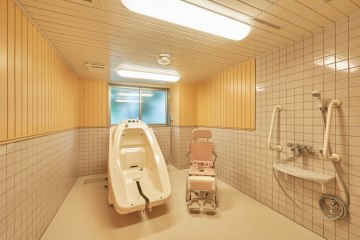 アルファリビング川西能勢口駅前