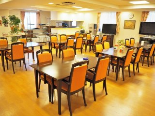 神戸魚崎メディエートプラザ