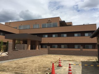 中屋敷イストワール