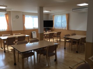 ロイヤルケア向陽太田