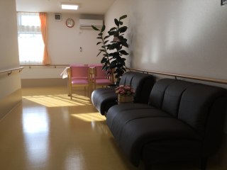 ロイヤルケア向陽太田