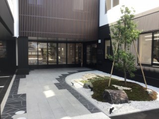 サービス付き高齢者向け住宅塩見縄手醫