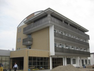 シルバーハイツしろがね