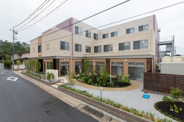 シニアコート内中原