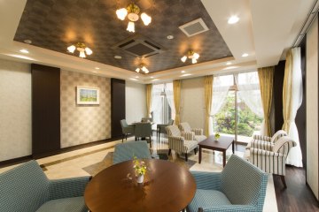 シニアコート内中原