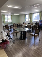 サービス付き高齢者向け住宅令和の森