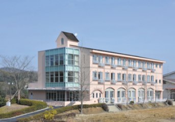 キャピタルヒルコミュニティ章仁苑