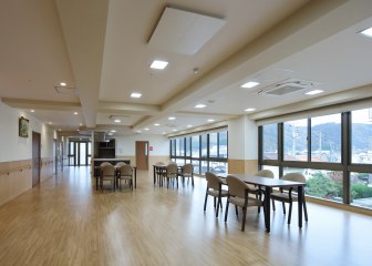 サービス付き高齢者向け住宅第二迦葉