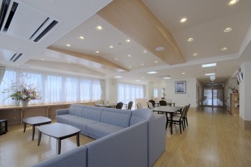 サービス付き高齢者向け住宅迦葉