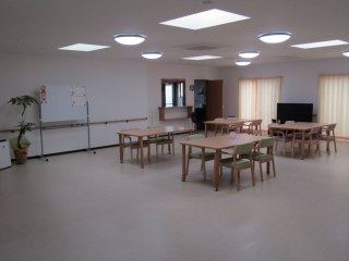 サービス付き高齢者向け住宅輪