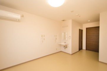 サービス付き高齢者向け住宅あやらぎ