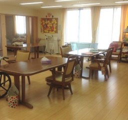 サービス付き高齢者向け住宅シンシア