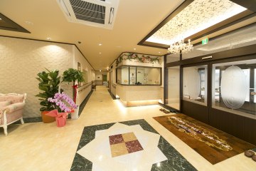 サービス付き高齢者向け住宅アルザス・ロレーヌ虹の橋