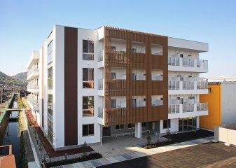 サービス付き高齢者向け住宅アゼリアあさひ