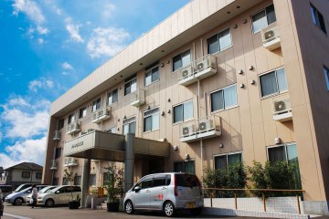 サービス付高齢者向け住宅ゆうゆう南斎院