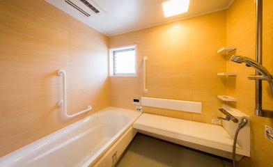アルファリビング松山よつば循環器科クリニック前