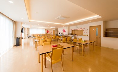 アルファリビング松山よつば循環器科クリニック前