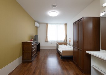 サービス付き高齢者向け住宅クレア