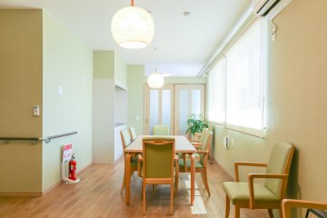 ひまわりの丘サービス付き高齢者向け住宅