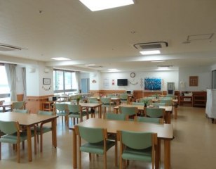 サービス付き高齢者向け住宅はるか~悠~