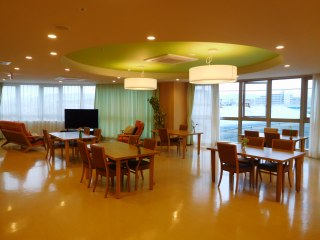 サービス付高齢者住宅せんだんの丘